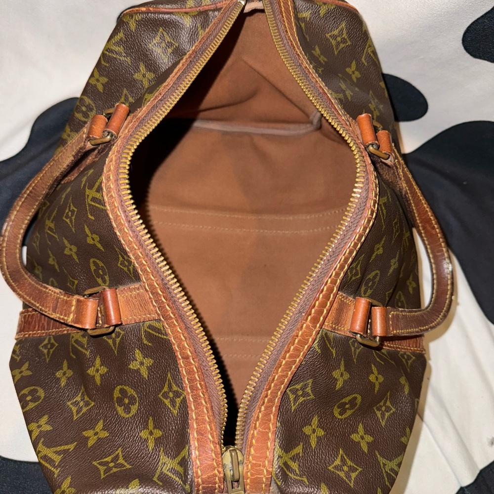 Vintage Louis Vuitton Duffle Bag - Picture 10 of 10